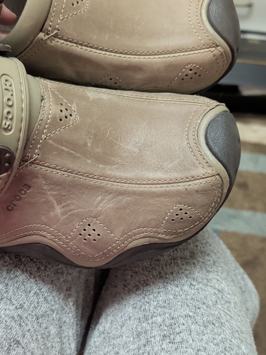 Crocs Swiftwater Leather Camp Clogs For Men Size M13 Black And Tan Never Worn! main image 6